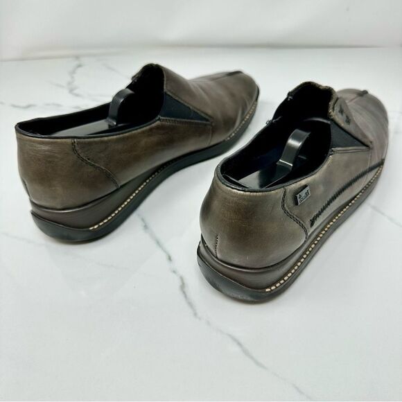 Rieker Flats- Size 8.5 - Picture 13 of 14